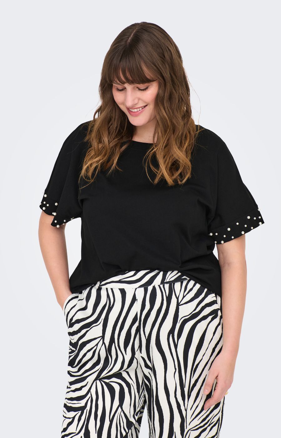 Only Carmakoma Olivia T-Shirt in Black