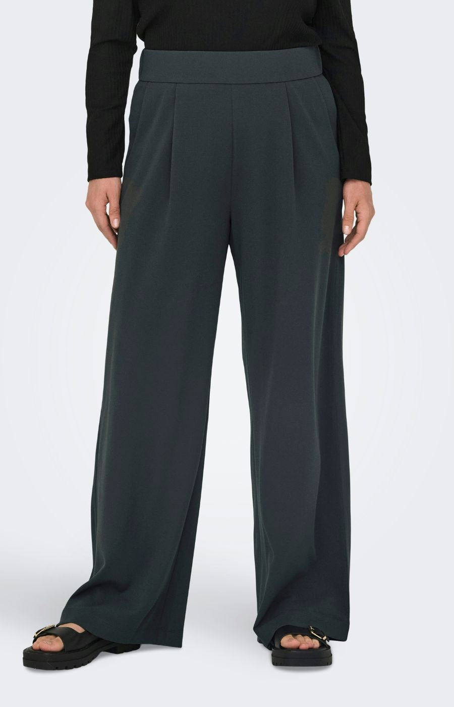 Only Carmakoma Stilla Trouser in Phantom 