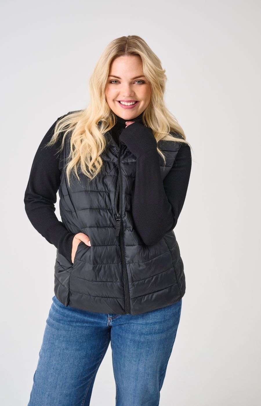 Only Carmakoma Tahia Gilet in Black