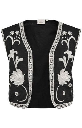 Only Carmakoma Thyra Waistcoat in Black
