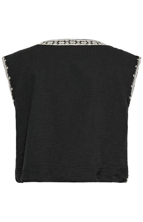 Only Carmakoma Thyra Waistcoat in Black 