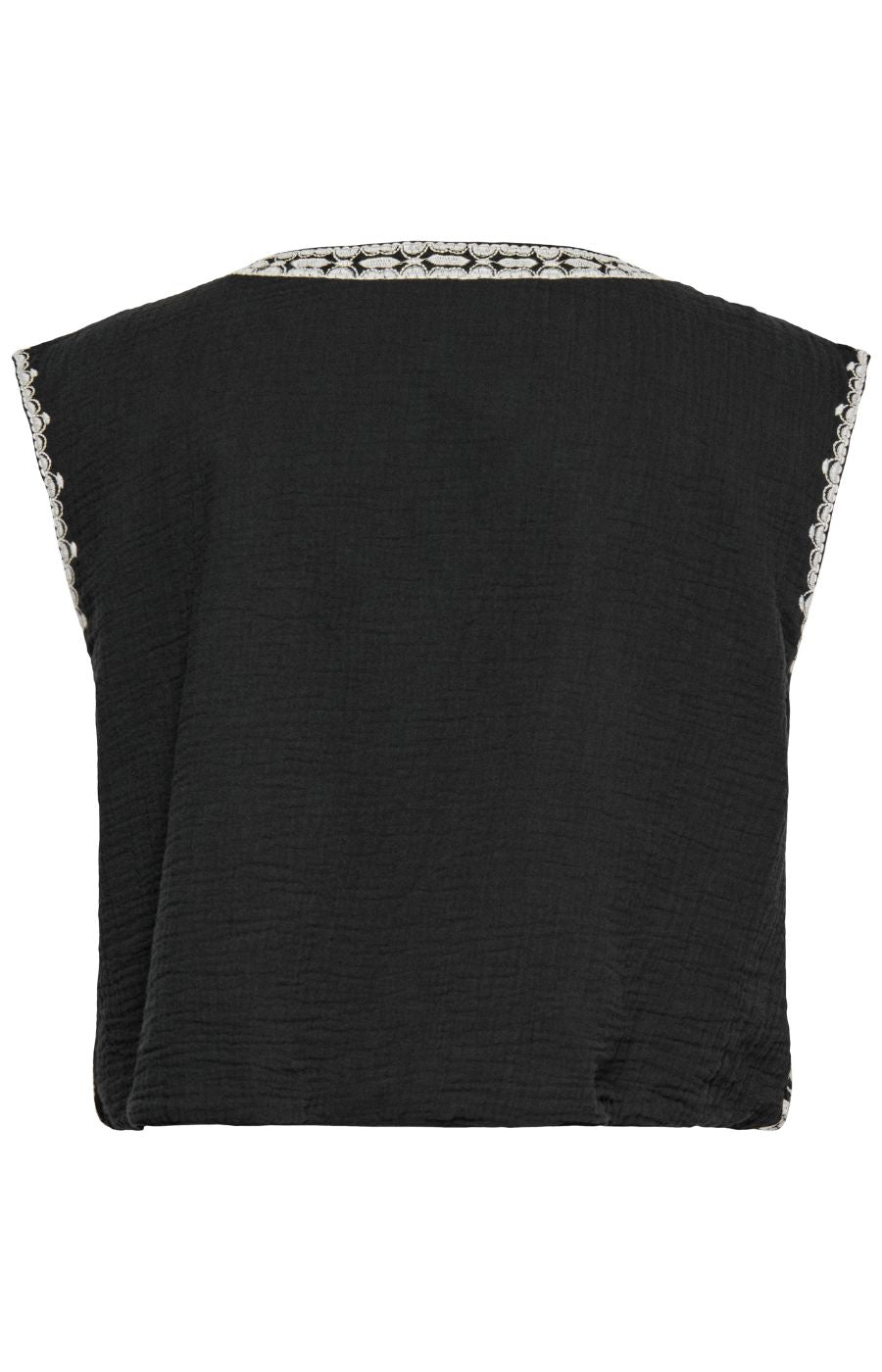 Only Carmakoma Thyra Waistcoat in Black 