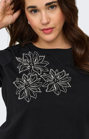 Only Carmakoma Timon T-Shirt in Black 