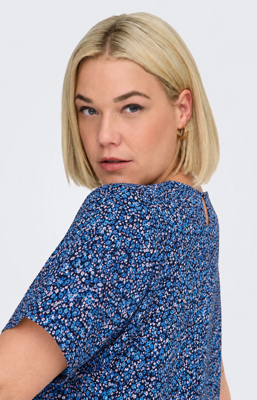 Only Carmakoma Vica Blouse in Maritime Blue 