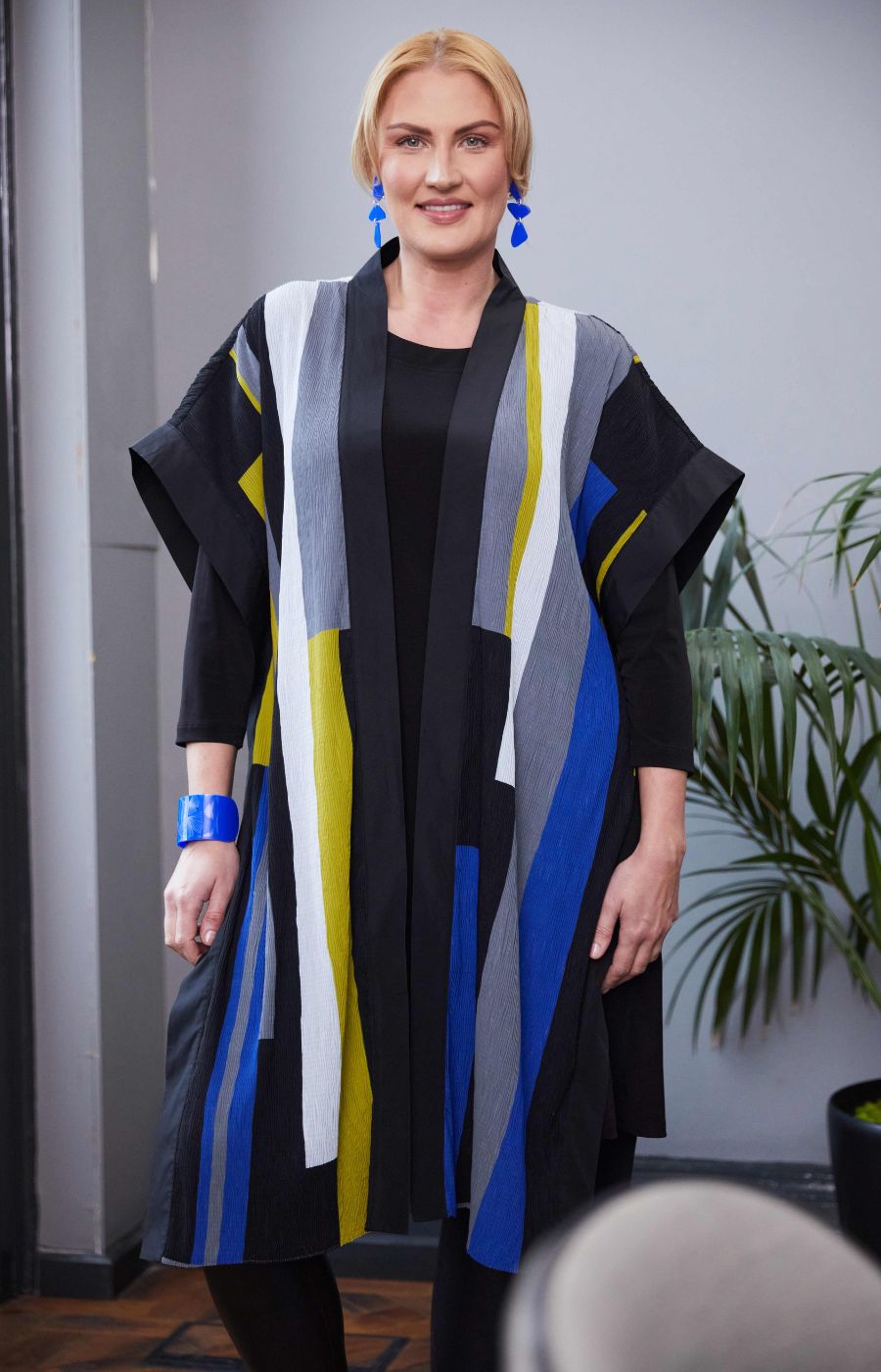 Ora Black Dress with Overcoat