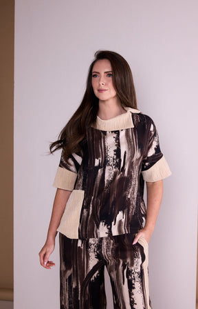 Ora Contrasting Collar Top in Brown 