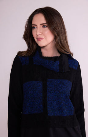 Ora Funnel Neck Top in Blue 