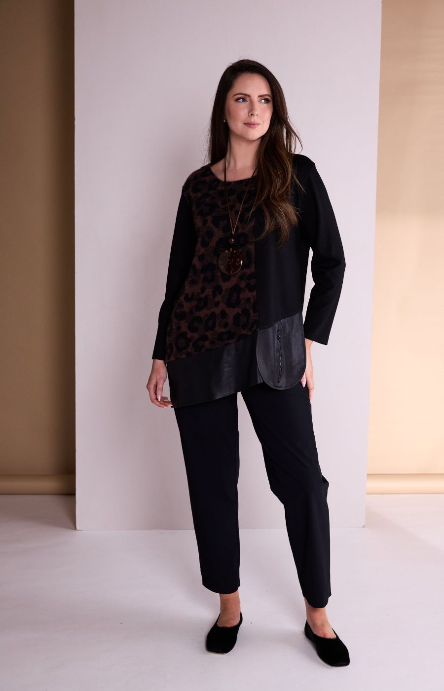 Ora Longline Top with Leopard Print 