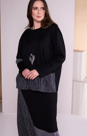 Ora Pocket Top in Black 