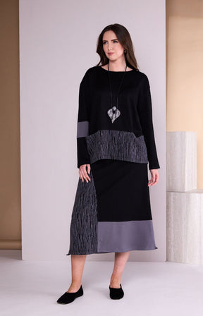 Ora Pocket Top in Black 
