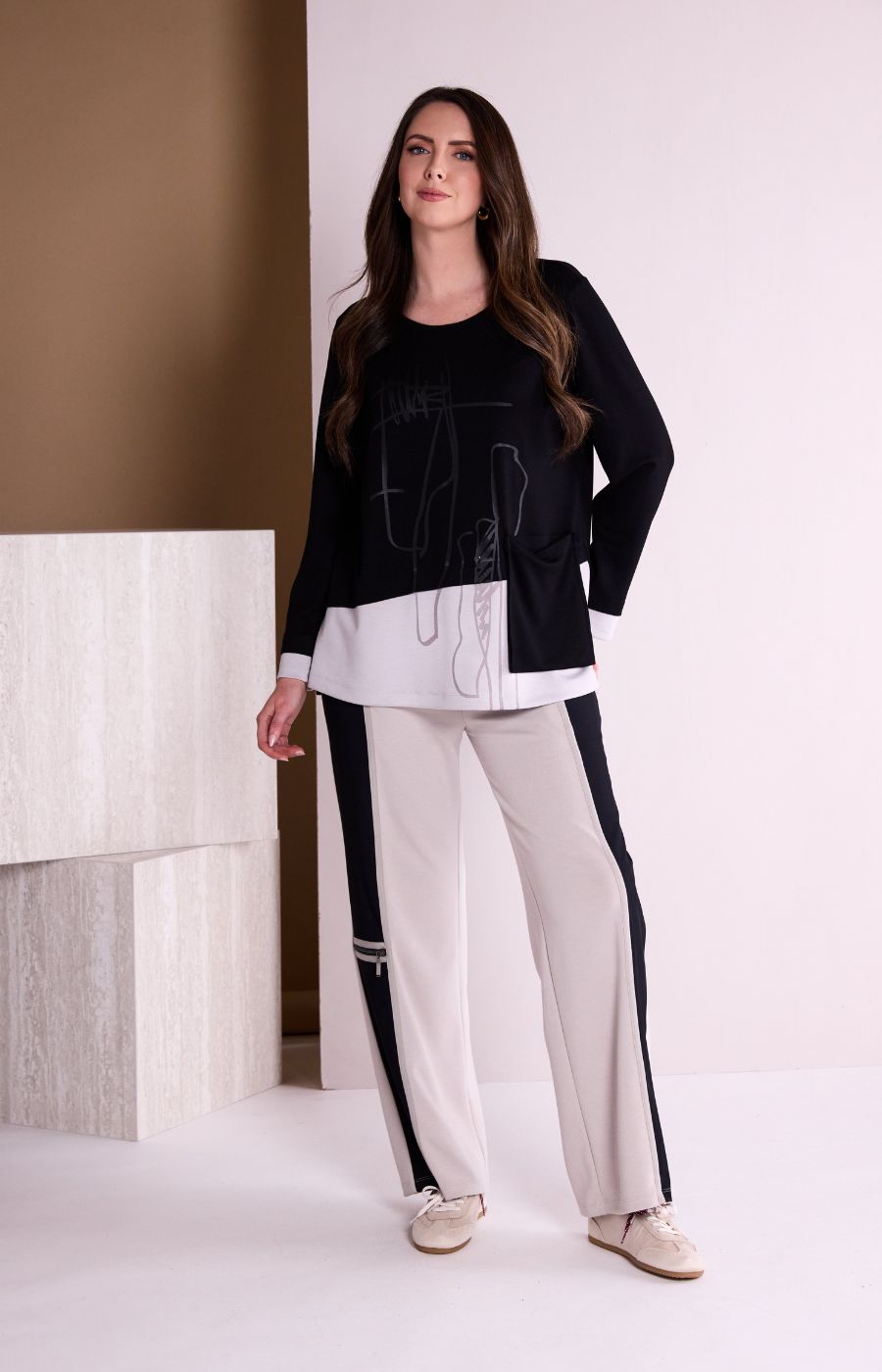 Ora Scribble Pocket Top in Black