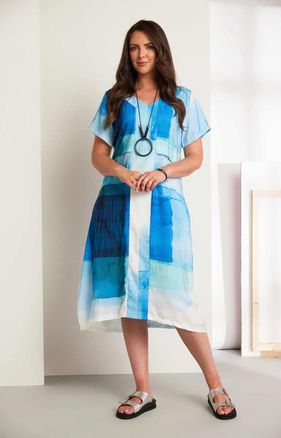 Ora V Neck Dress in Blue 