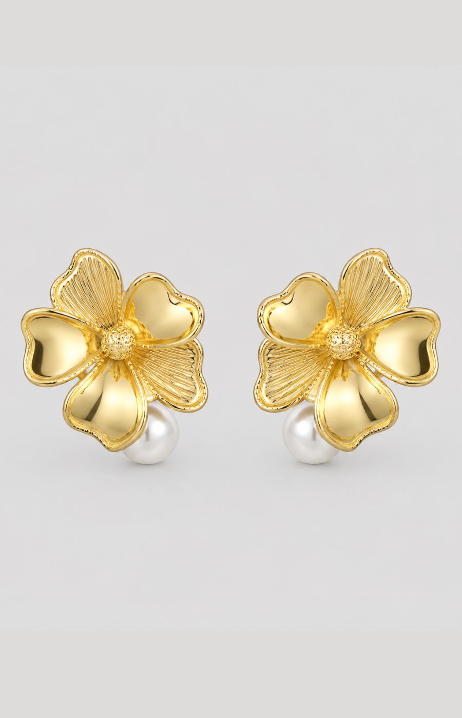 Penelope Earrings in Gold 