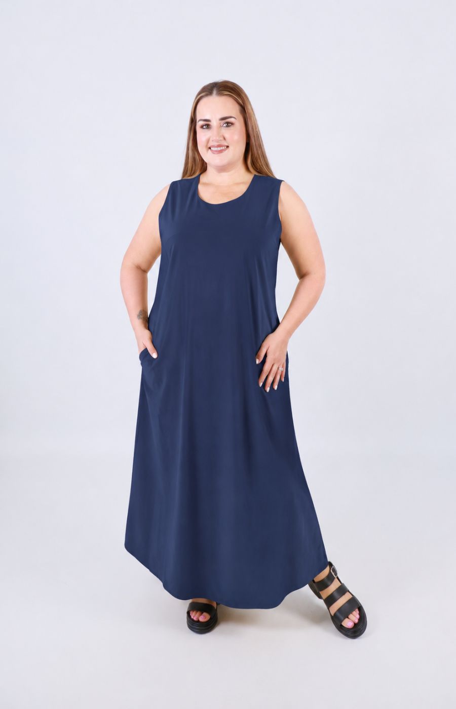 Polly Dress in Navy 