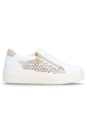 Remonte Cut Out Trainer in White 