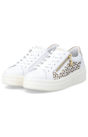 Remonte Cut Out Trainer in White 