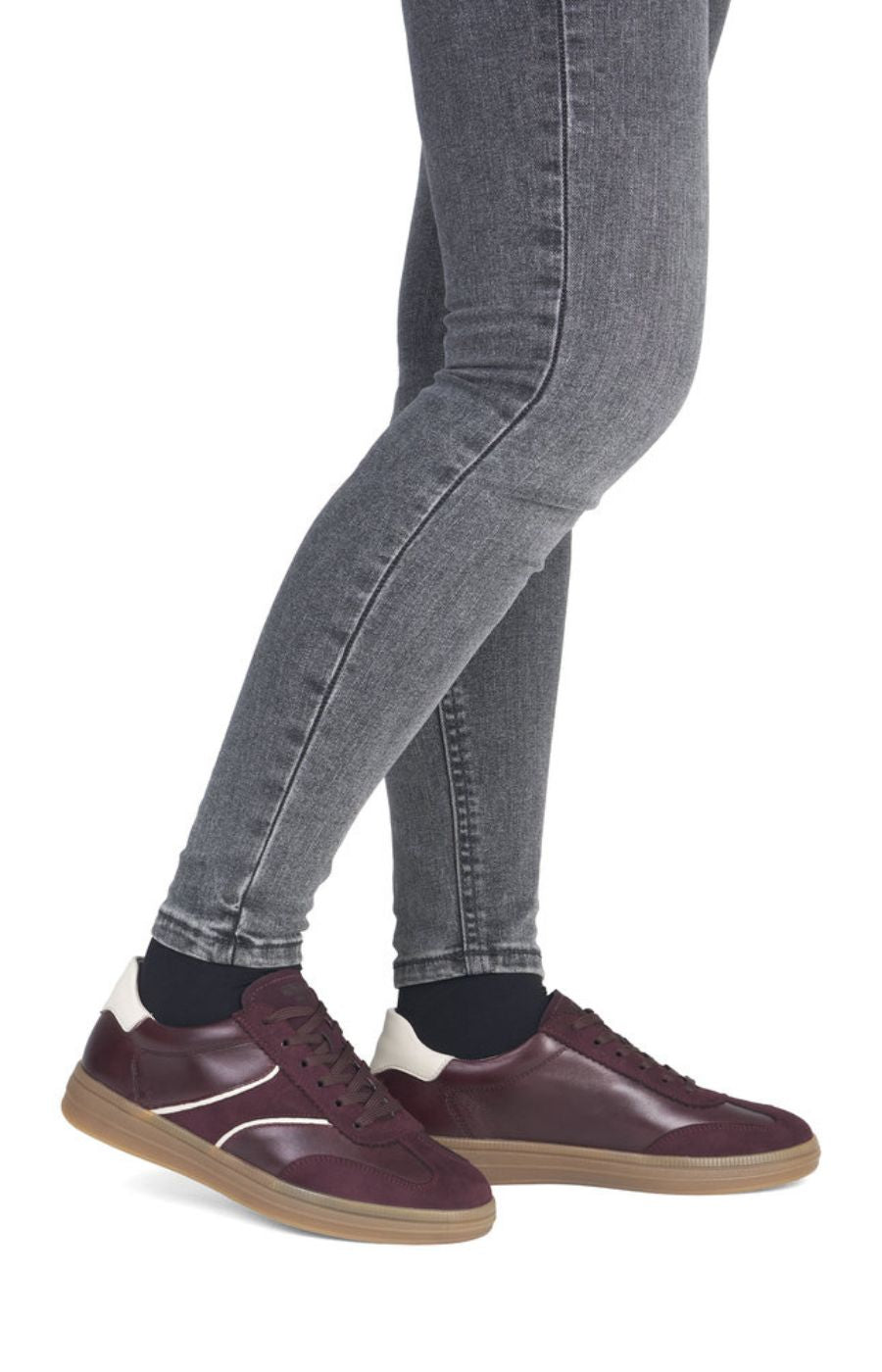 Remonte Leather Trainer in Wine 
