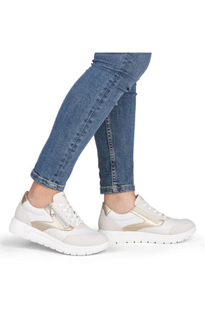 Remonte Zip Trainer in Beige 