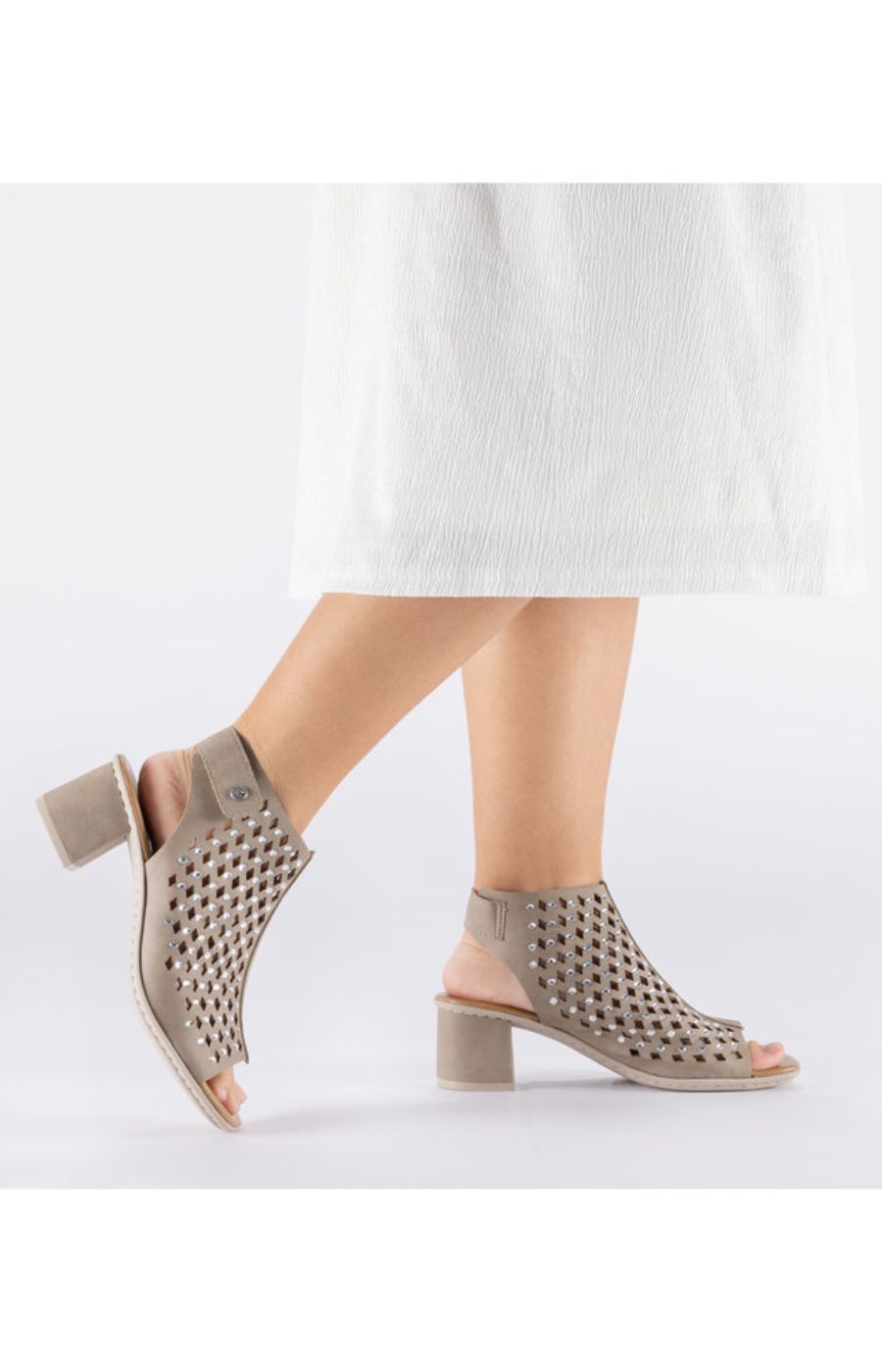 Rieker Diamante Sandals in Taupe 