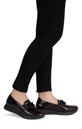 Rieker Leather Loafer in Deep Wine 