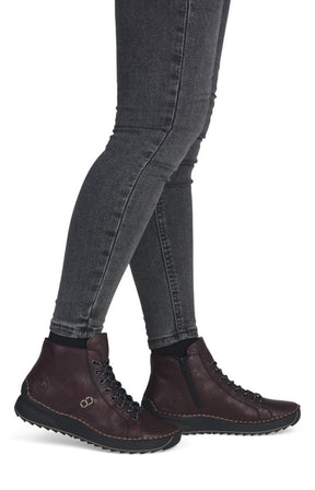 Rieker Stitch Boot in Wine 