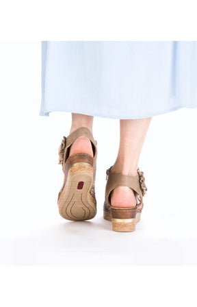 Rieker Weaved Sandal in Beige 