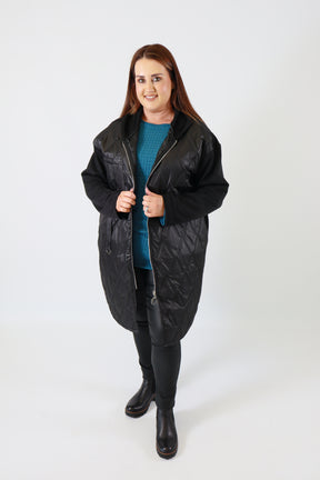 River Longline Jacket in Black