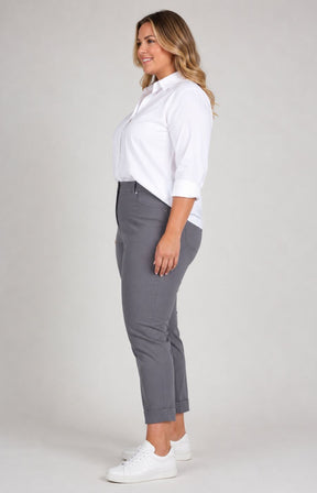 Robell 7/8ths Trousers in Dark Grey 