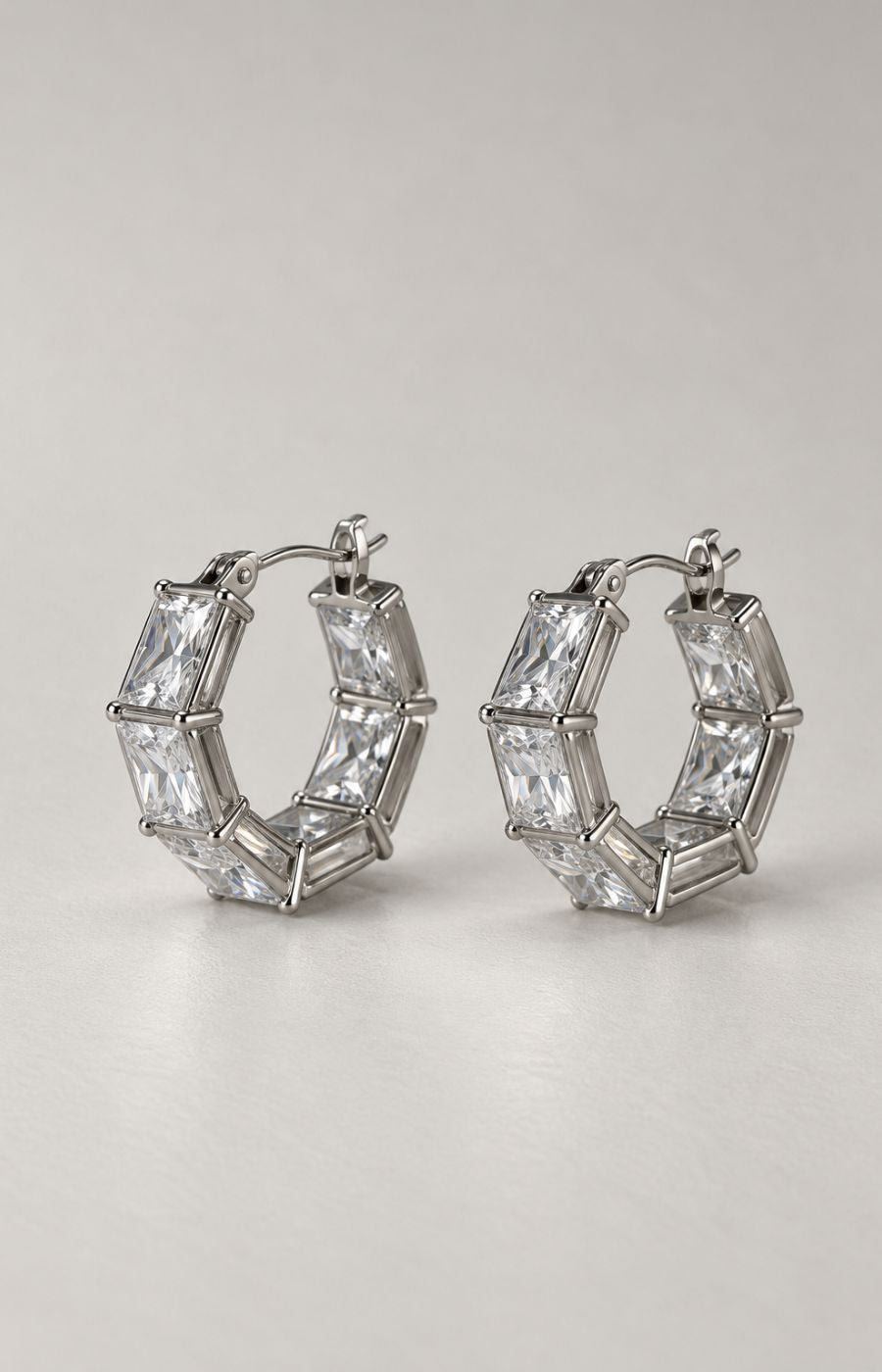 Sara Earrings in Silver 