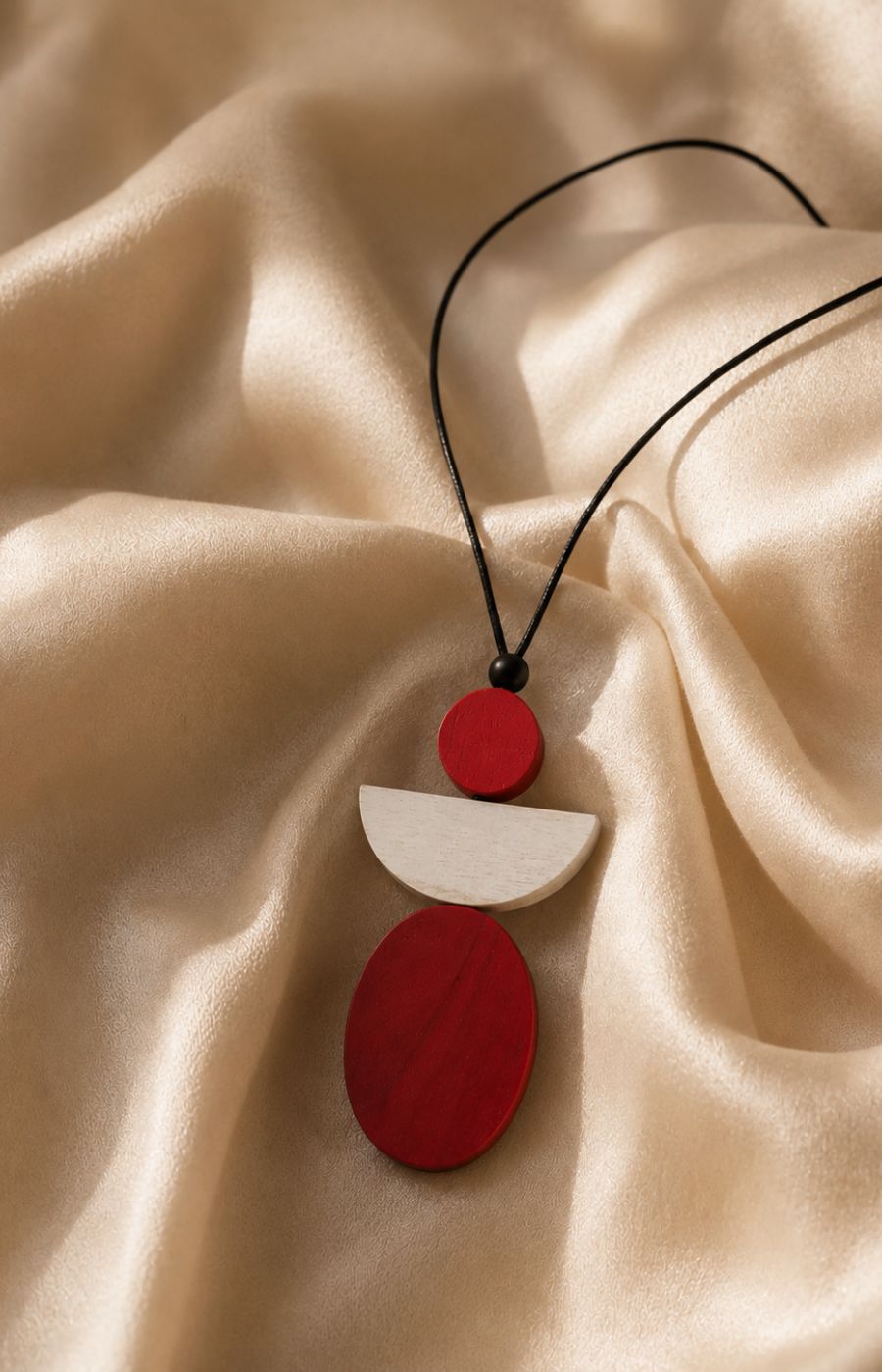 Sophie Angel Necklace in Red. 