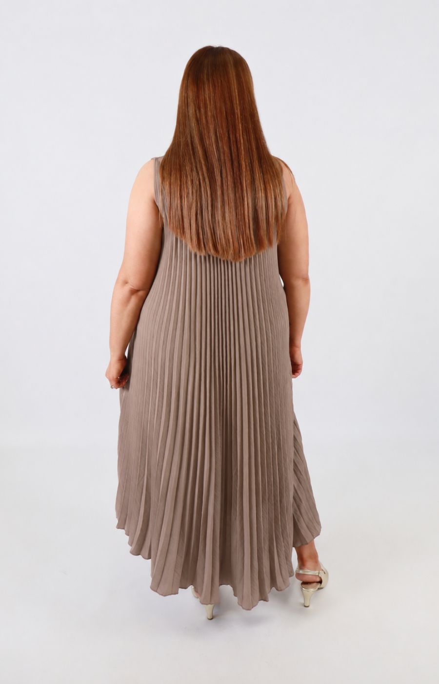 Summer Pleated Dress in Beige 