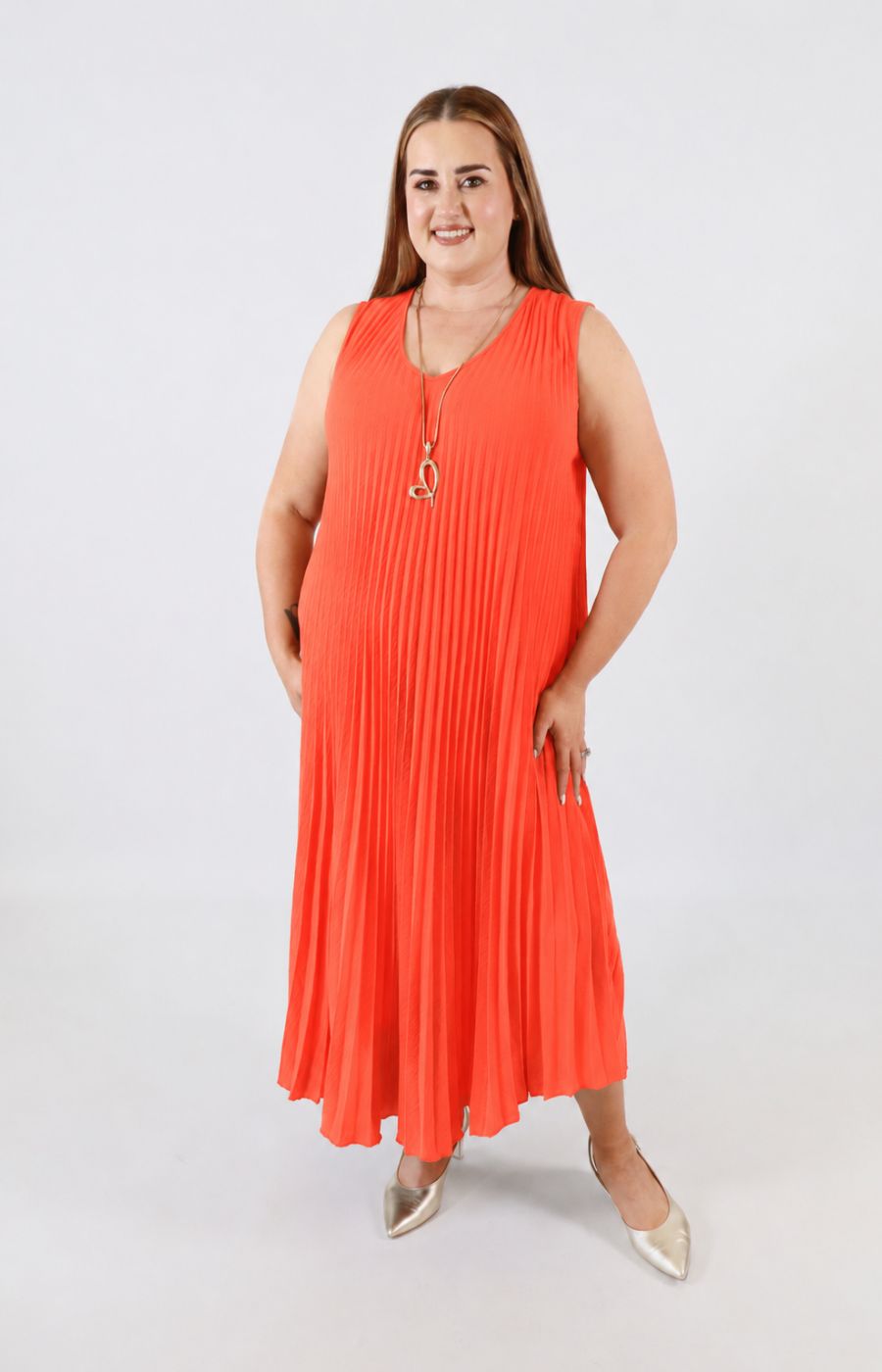 Summer Pleated Dress in Coral 
