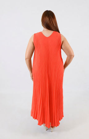 Summer Pleated Dress in Coral 