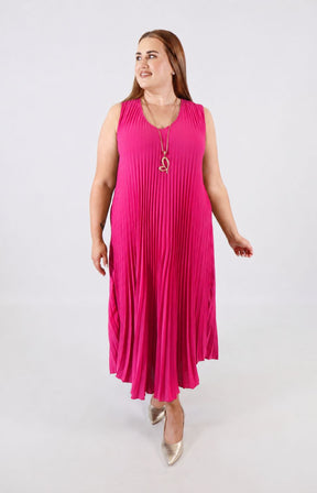 Summer Pleated Dress in Pink 