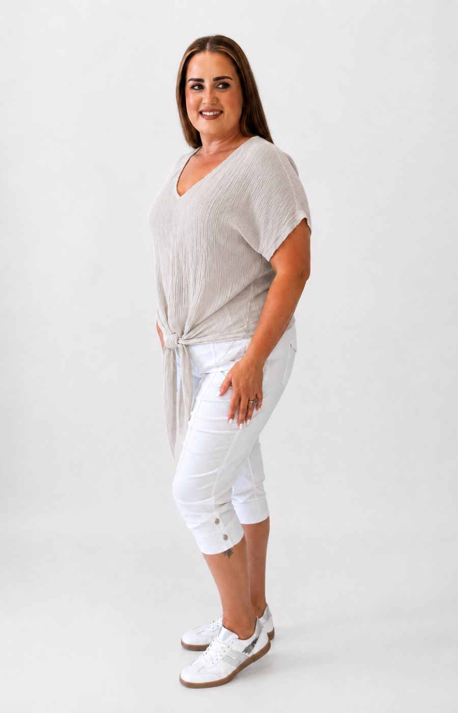 Sydney Crinkle Tie Blouse in Beige 