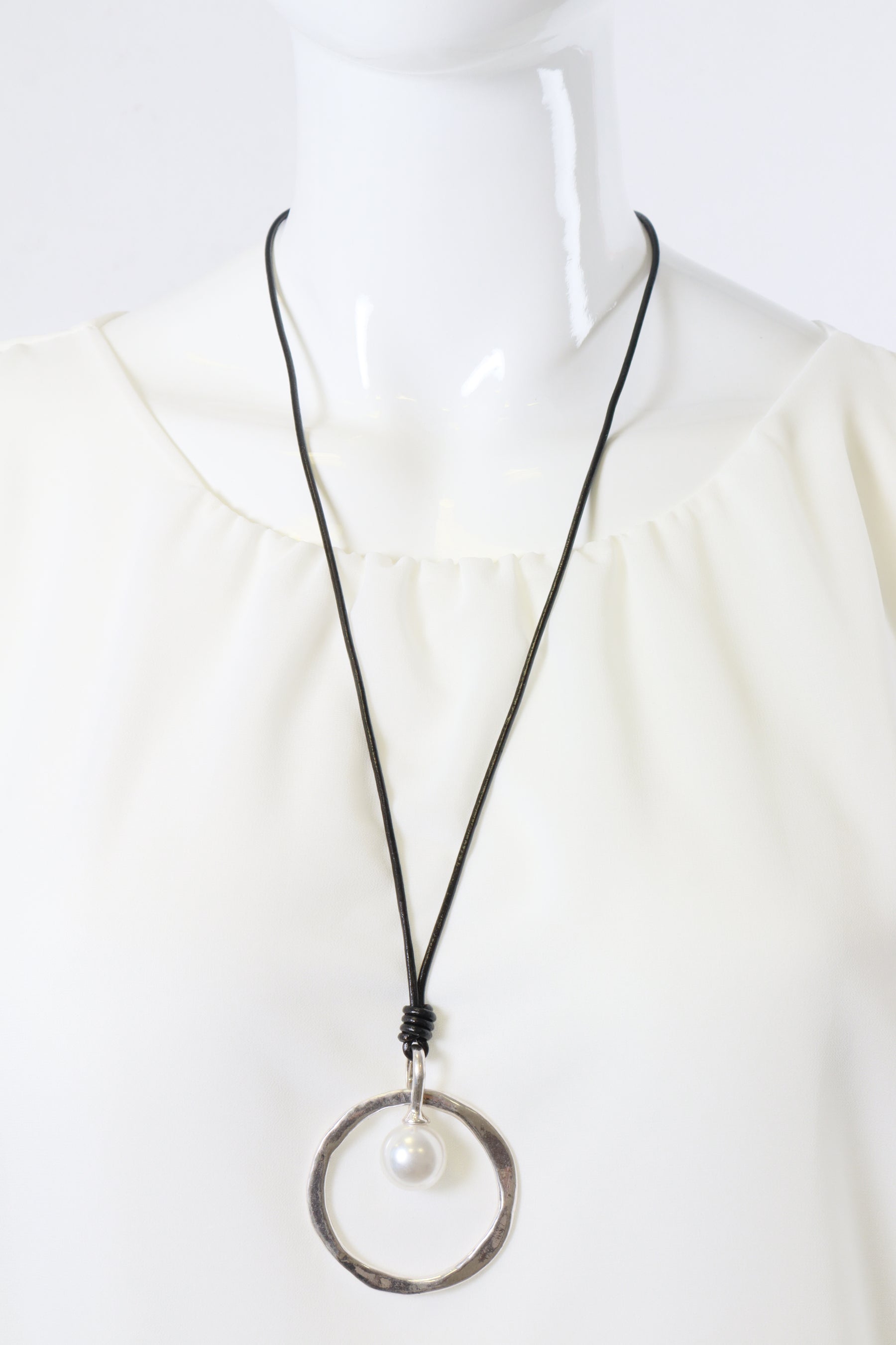 Talulla Necklace in Silver