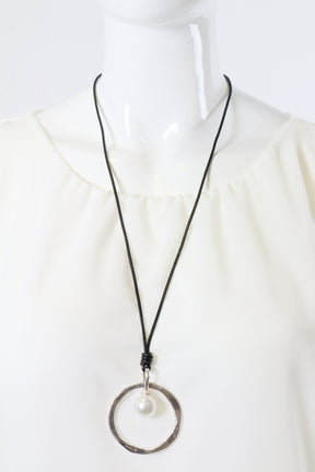 Talulla Necklace in Silver