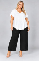 Tammy Pleated Trousers in Black