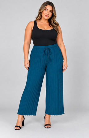 Tammy Pleated Trousers in Teal