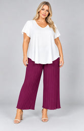Tammy Pleated Trousers in Wine