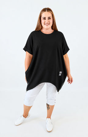 Tara Short Sleeve Sweater in Black 