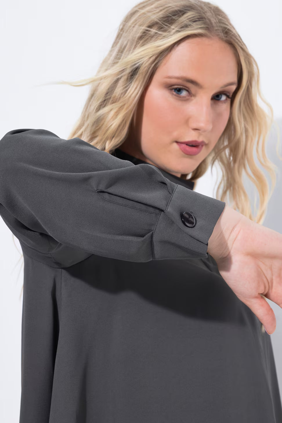 Ulla Popken Blouse in Khaki