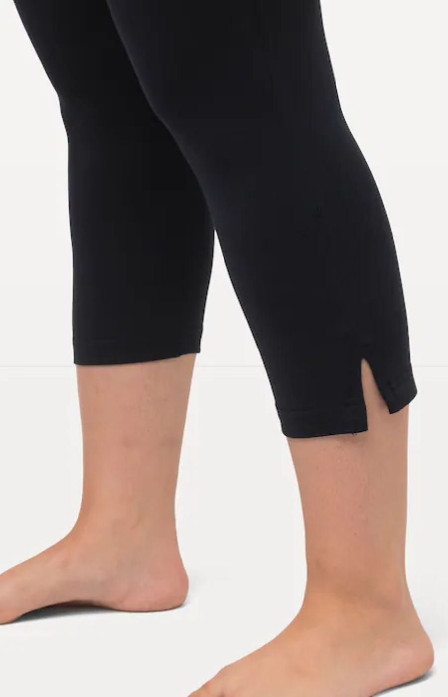 Ulla Popken Capri Leggings in Navy 