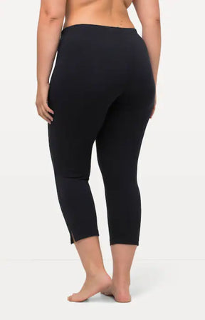 Ulla Popken Capri Leggings in Navy 