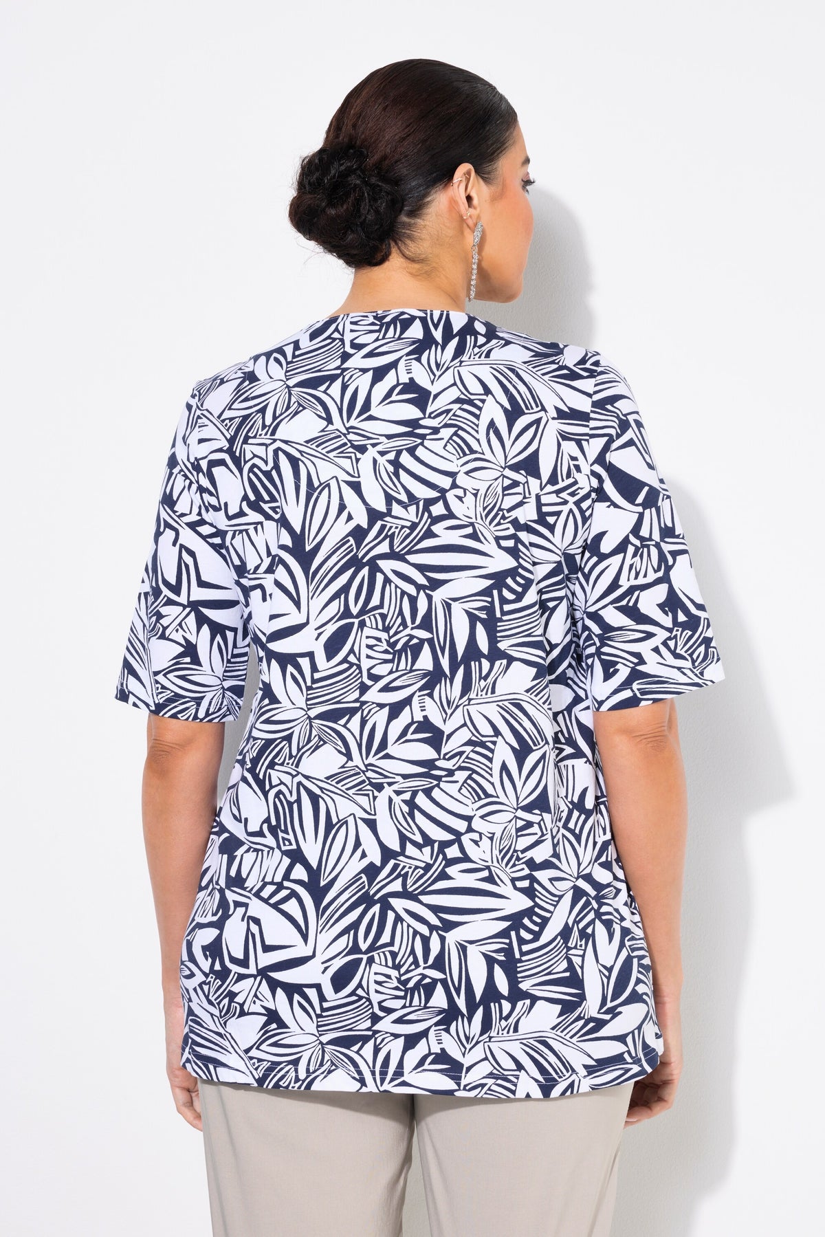 Ulla Popken Leaf T-Shirt in Navy