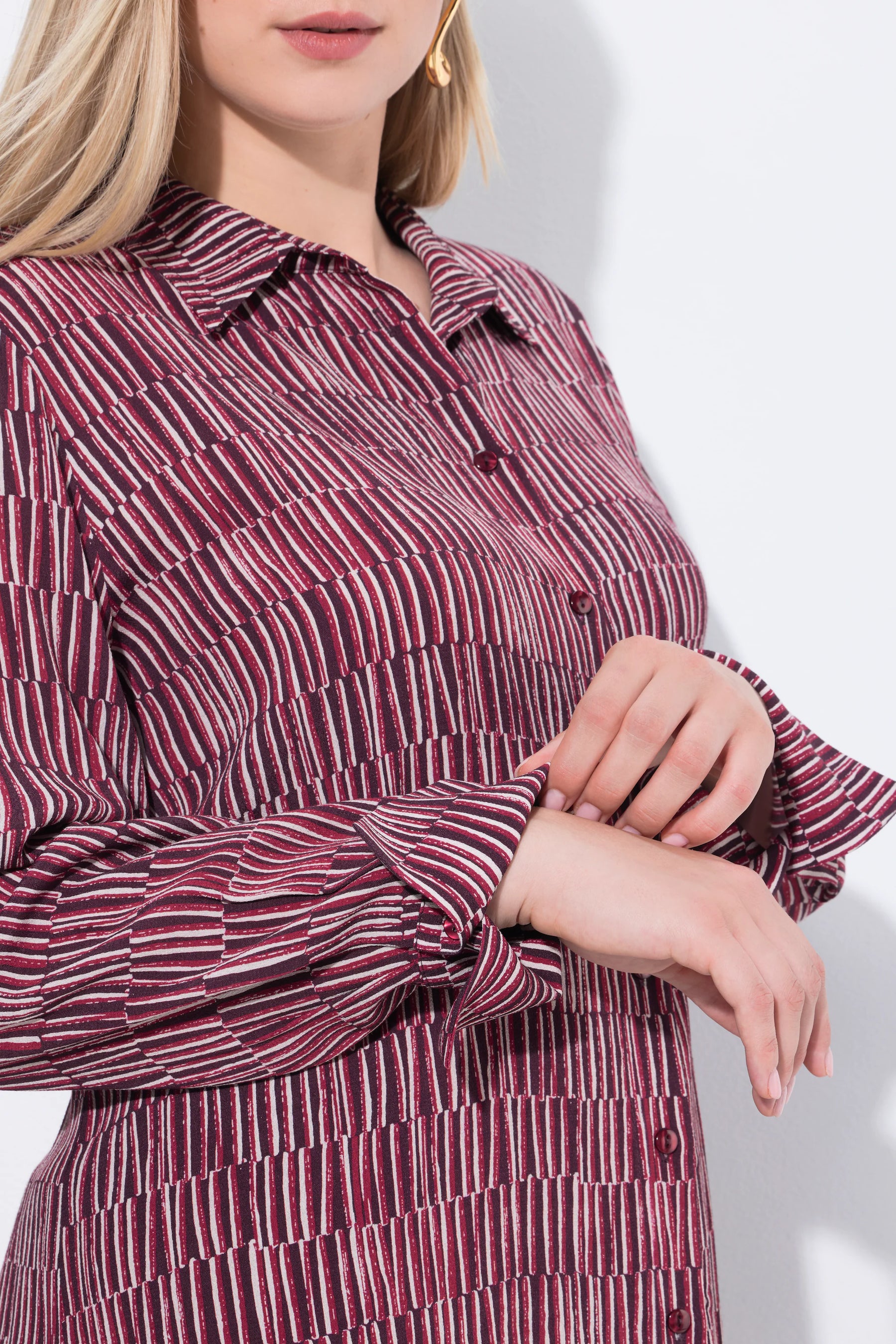 Ulla Popken Long Shirt in Wine
