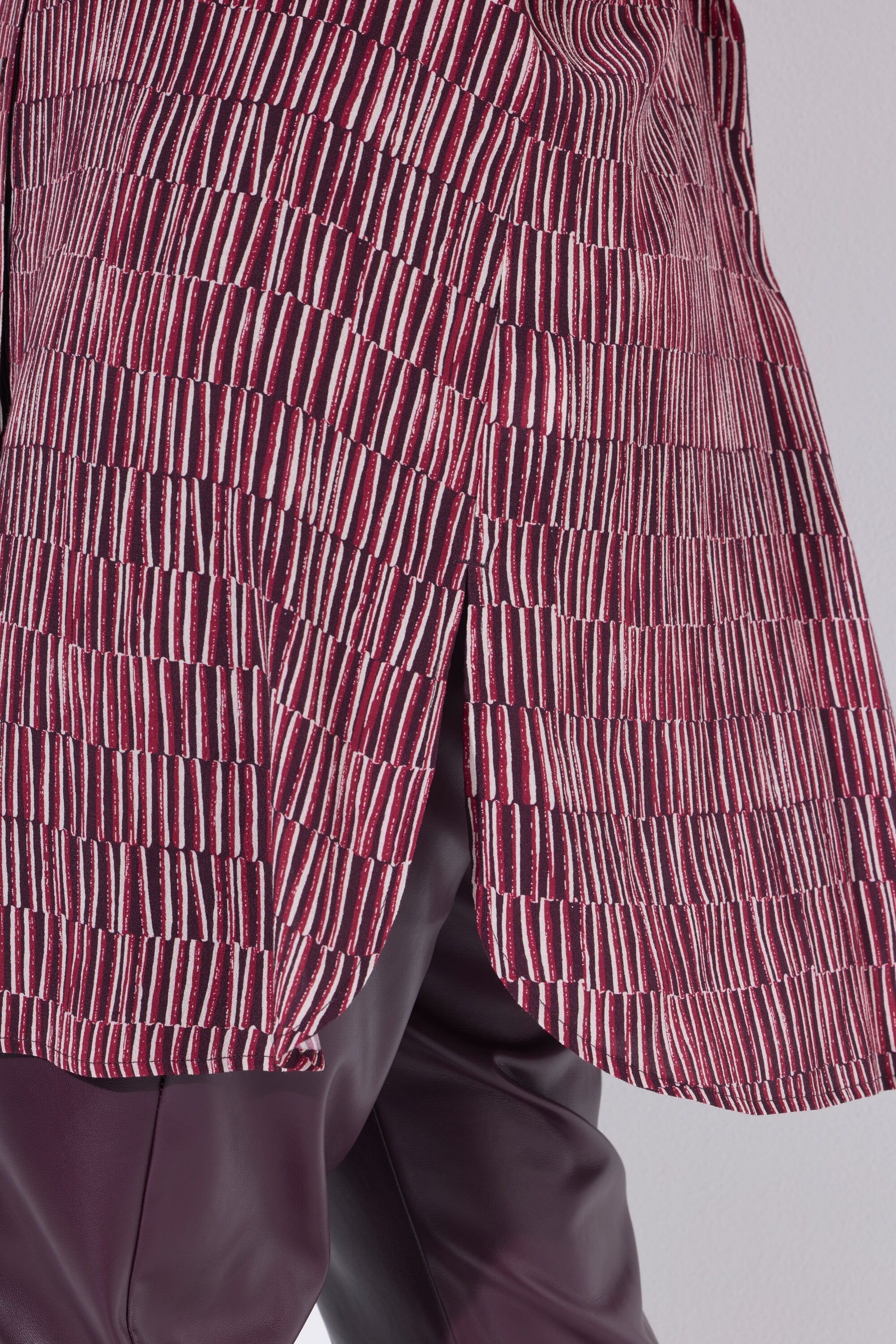 Ulla Popken Long Shirt in Wine