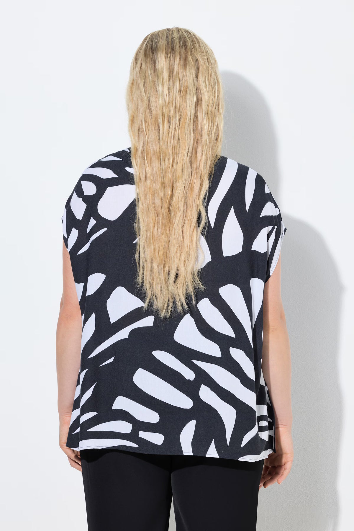 Ulla Popken Printed Tunic in Navy 