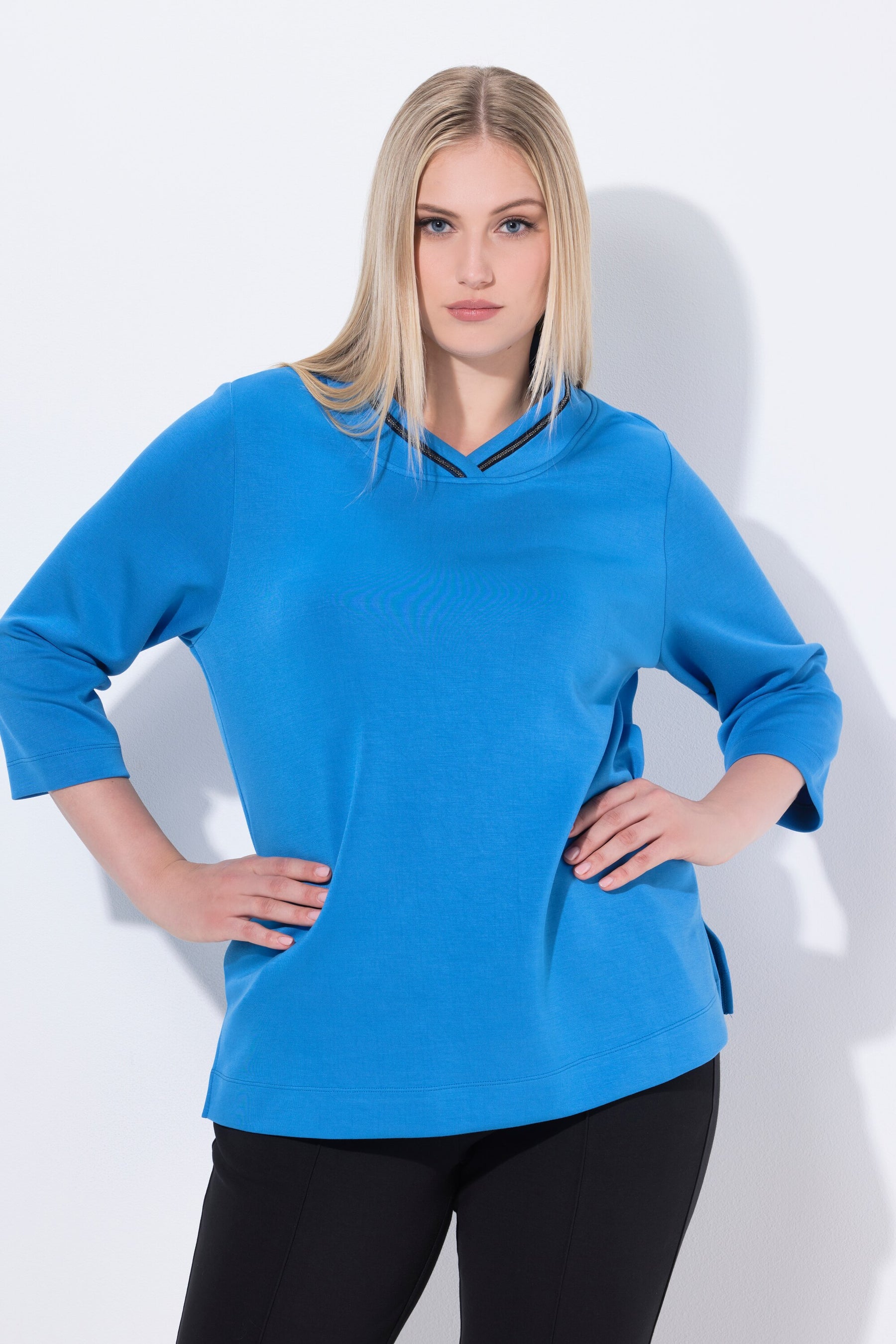 Ulla Popken V Neck Sweatshirt in Blue
