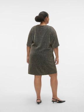 Vero Moda Gold Sparkle Dress | Plus Size Clothing | Wardrobeplus.ie Vero Moda Gold Sparkle Dress | Plus Size Clothing | Wardrobeplus.ie